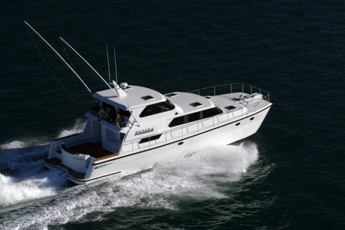 Kingfisher 1500 Custom Pilothouse Powercat